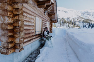 Belle Wedding | Hochzeitsplanung Winterhochzeit Brautpaar