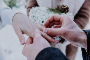 Belle Wedding | Hochzeitsplanung Winterhochzeit Ehringe