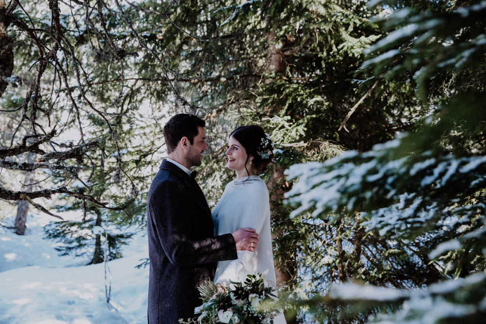 Belle Wedding | Hochzeitsplanung Winterhochzeit Wald